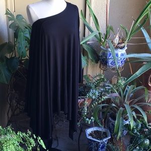 💕 NWOT Contemporary Unique Rare poncho tunic 💕